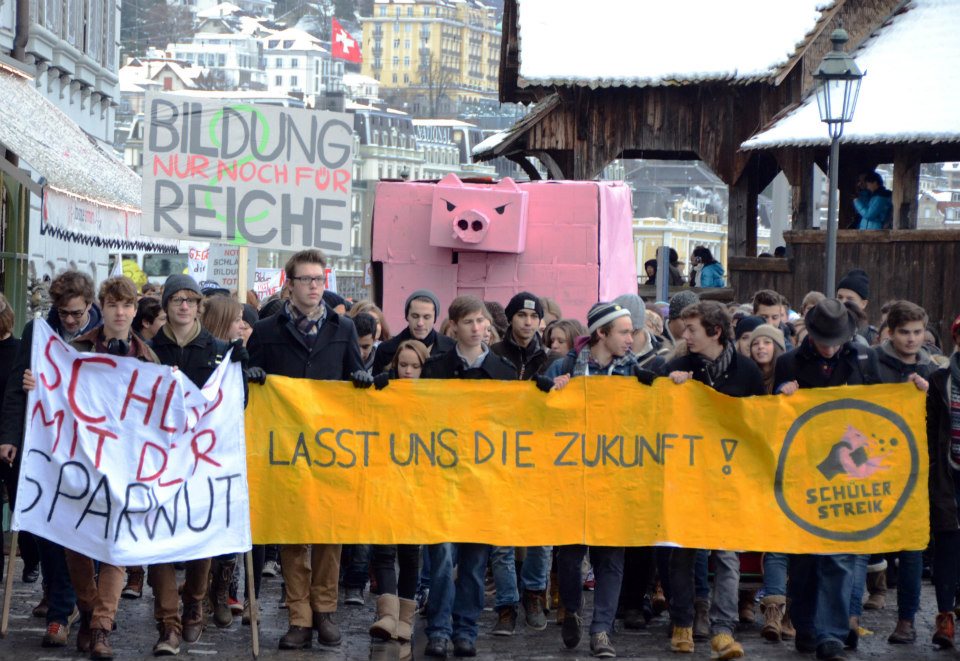 La JS participe à l'organisation de la grève des étudiants et enseignants à Lucerne