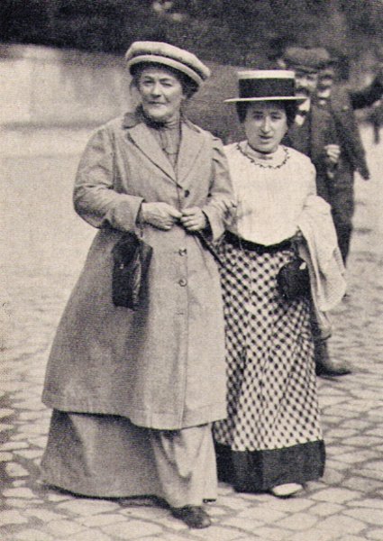 Zetkin und luxemburg 1910